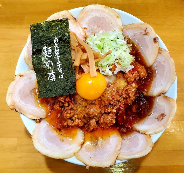 「辛い肉そば」@自家製中華そば 麺の虜の写真