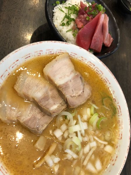 「蔵出し味噌ラーメン+半本鮪丼　1100円」@喜多方食堂 麺や玄 佐倉分店の写真