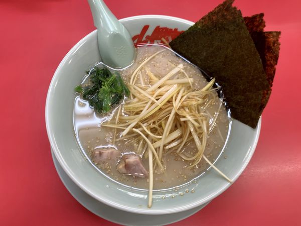 「塩ネギラーメン」@ラーメン山岡家 東金店の写真