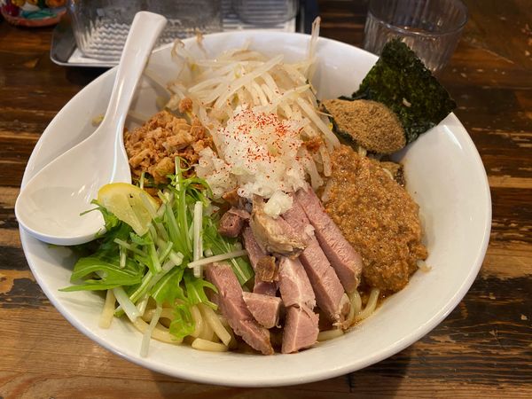 「まぜそば大盛り」@麺座でんの写真