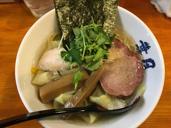 「汐ワンタン麺」@らぁめん 葉月の写真