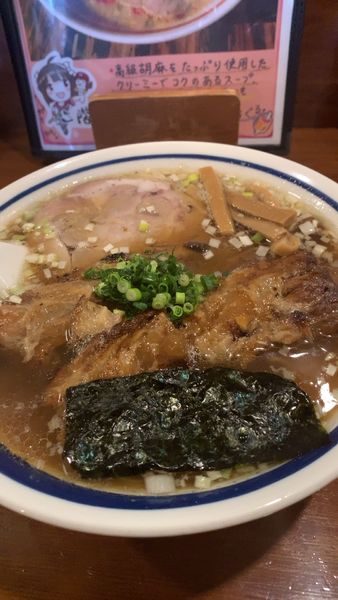 「しょうゆ(ナンコツ×2)」@支那そば 二階堂の写真