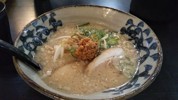 「アゴ出汁白湯コッテリ」@麺家 ひばりの写真