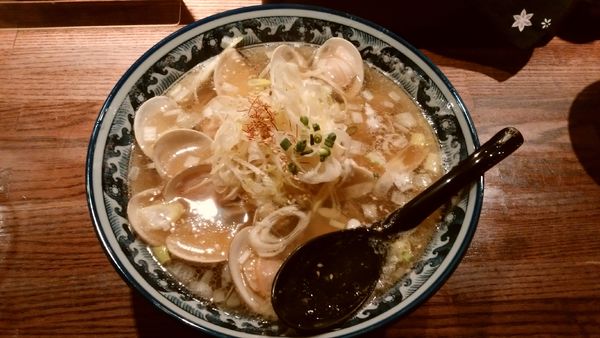「はまぐりラーメン¥1000-＋ハイボール¥400-」@和風楽麺 四代目 ひのでやの写真