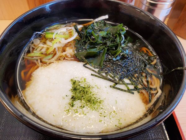 「山かけそば440円」@名代 箱根そば 秦野店の写真