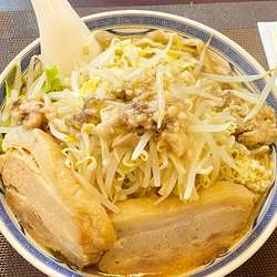 小ラーメン　ニンニク少なめヤサイアブラ