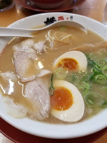 「味玉ラーメン 並 780円」@ラーメン 横綱 一乗寺店の写真