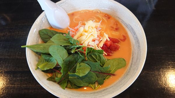 「（らーめん）チリトマト　８５０円」@KENJUキッチンの写真