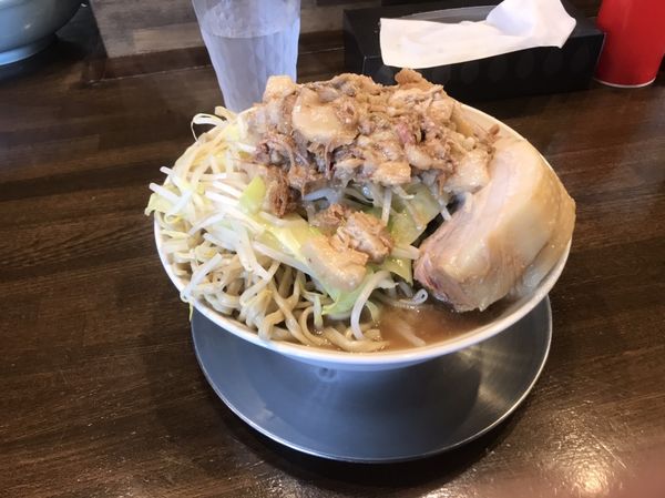 「ラーメン大+豚増し、ニンニクアブラ」@麺屋 櫻弐の写真