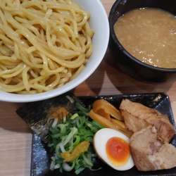 つけ麺　大盛り