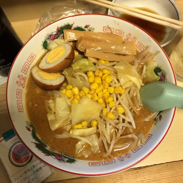 「味噌カレー牛乳ラーメン」@十三屋の写真