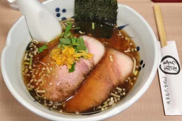 「らーめん　800円」@与ろゐ屋の写真