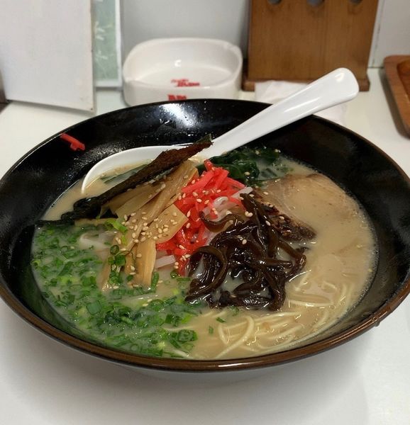 「ラーメン＋豚キムチ炒め」@鹿児島ラーメンさつまの写真