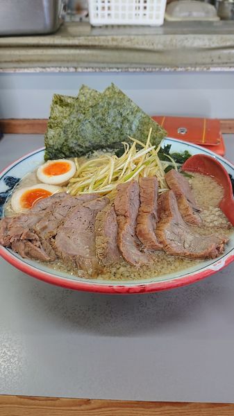 「ネギチャーシュー麺(油多め)ネギ、チャーシュートッピング」@ラーメンショップ 122号騎西店の写真