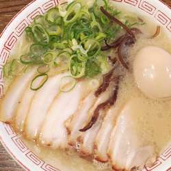 チャーシューメン＋味玉