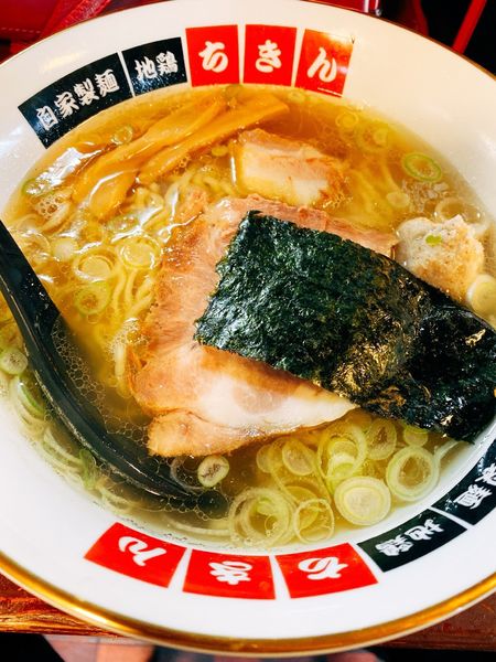 「地鶏塩らーめん」@地鶏らーめん ちきんの写真