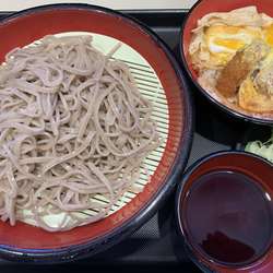 ミニかつ丼セット 580円