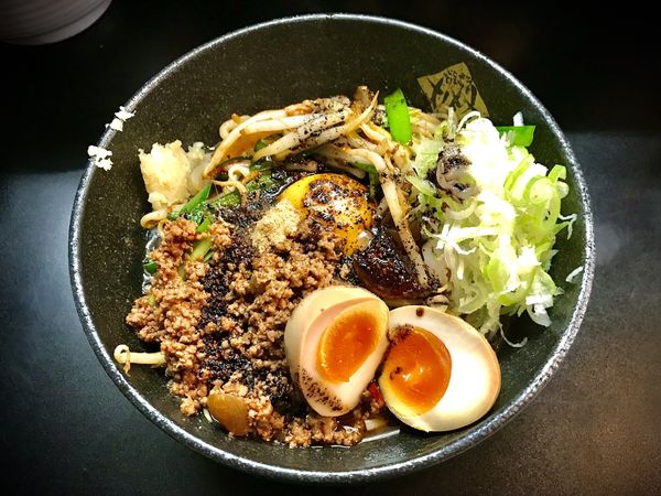 「ドラコンまぜそばDX」@まぜそば小島屋の写真