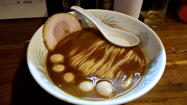 「ドロニボチャーシュー麺+うずら(5個)」@ラーメン豚極有の写真