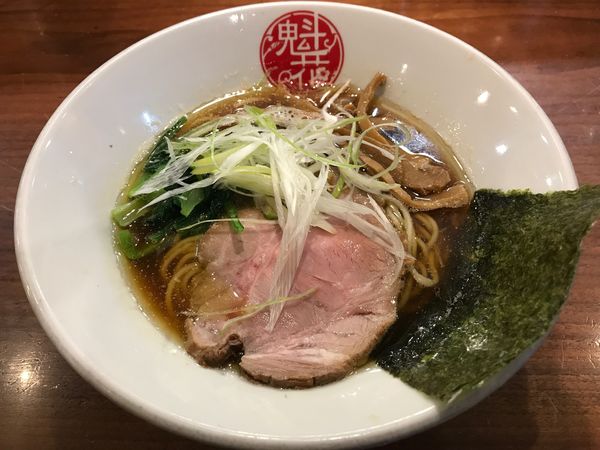 「魁花らーめん　800円」@天然魳煮干だしらーめん創房 魁花の写真