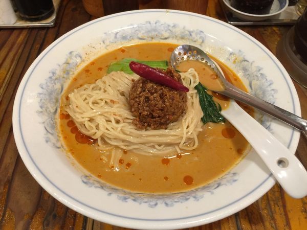 「冷やし坦々麺」@中国ラーメン 揚州商人 立川店の写真