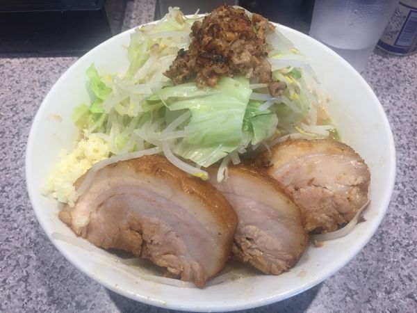 「ラーメン+豚マシ」@ラーメン宮郎の写真