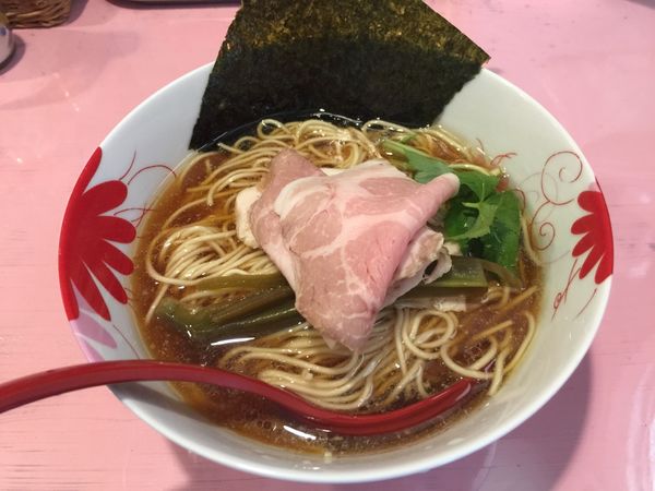 「凛々しい地鶏中華そば」@らーめん凛々の写真