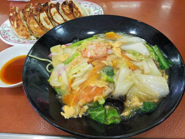 「【限定】あんかけチャンポン　＋餃子２人前（１人前無料：㋚券）」@餃子の王将 諏訪店の写真