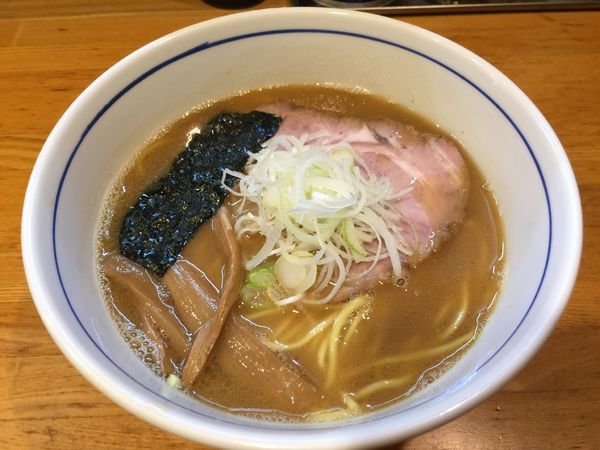 「らー麺」@麺屋はし本の写真