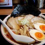 「特製中華そば」@中華そば 金ちゃんの写真