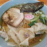 「ワンタンメン」@佐野らーめん 麺屋 翔稀の写真