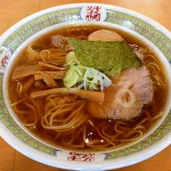 醤油ラーメン+大盛り+煮卵