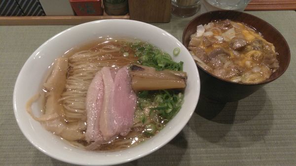「鴨葱ラーメン親子丼1050円」@らーめん 鴨to葱の写真