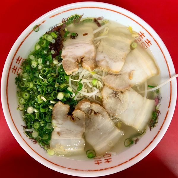 「ラーメン中(550円) チャーシュー(100円) ネギ(50円)」@のり一ラーメンの写真