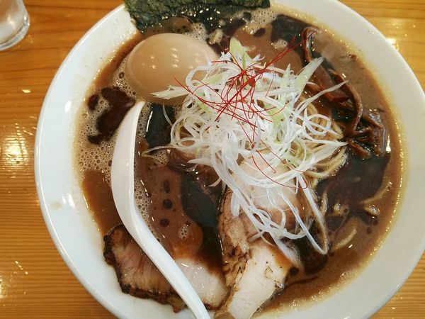 「濃口味噌味玉中華そば」@下町中華そば すずめ食堂の写真