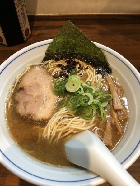 「中華そば800円」@中華そば むらさき山の写真