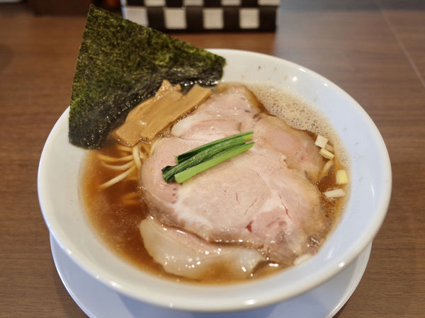 「魚介しょうゆ…830円」@麺屋 あきのそらの写真