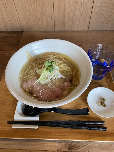 「塩と貝のラーメン」@ラーメン 健やかの写真