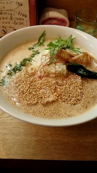 「白い味噌らーめん 大盛（９００円）」@麺処 あずきの写真