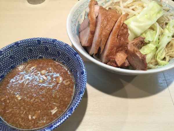 「つけめん+豚増し」@らーめん 陸 尾山台店の写真