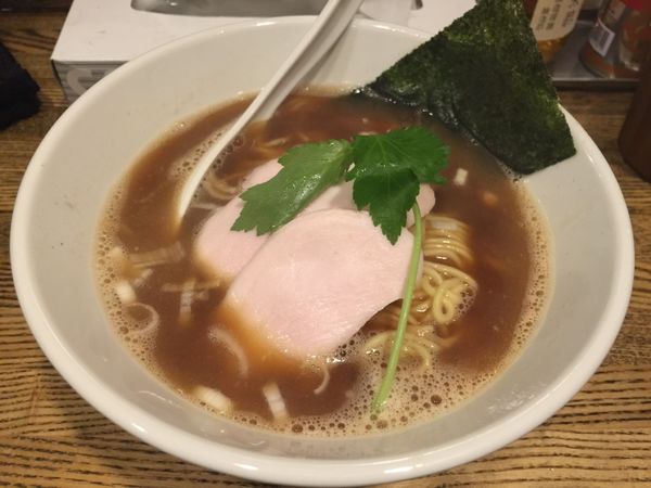 「烏賊干し鶏白湯醤油そば」@新橋 纏の写真