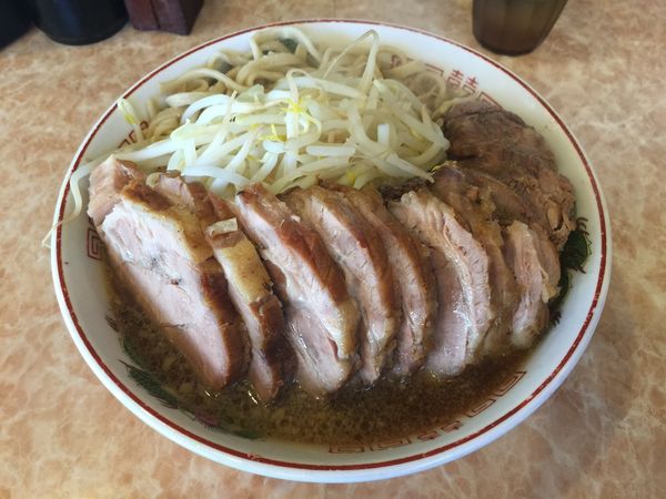 「らーめん豚一本」@肉汁らーめん 公 kimiの写真