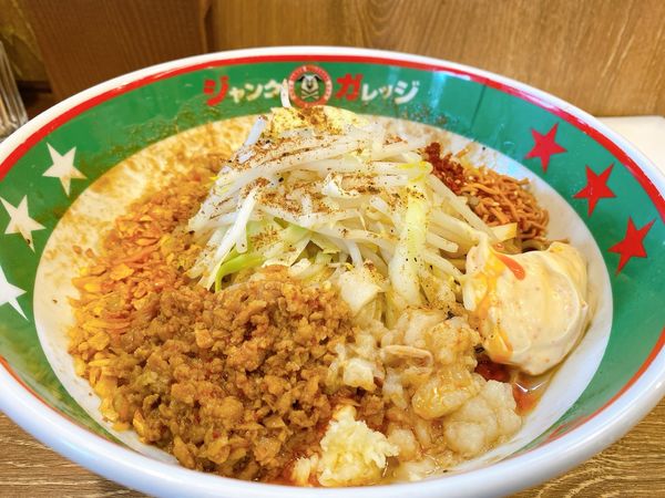 「坦々まぜそば」@ジャンクガレッジ 北浦和店の写真