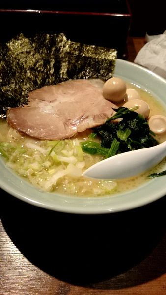 「ラーメン(塩)(780円)+味うずら(100円)」@麺家 千晃 新横浜店の写真