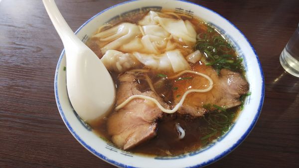 「ワンタン麺 600円」@洋食 ひらおかの写真