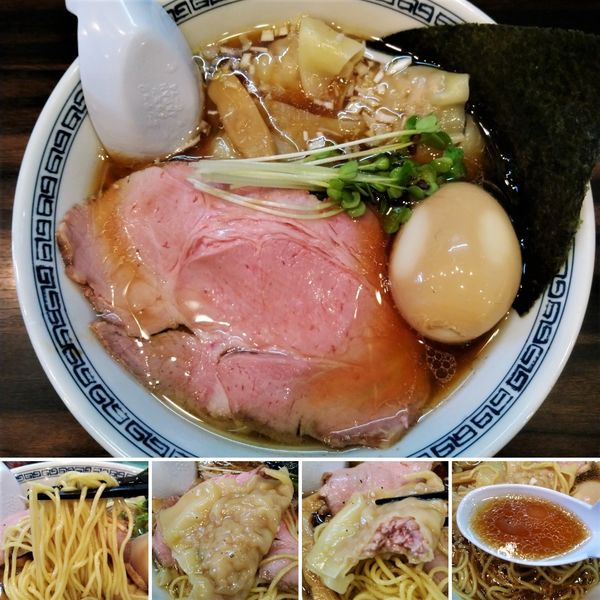 「ワンタンメン　950円」@稲荷屋の写真