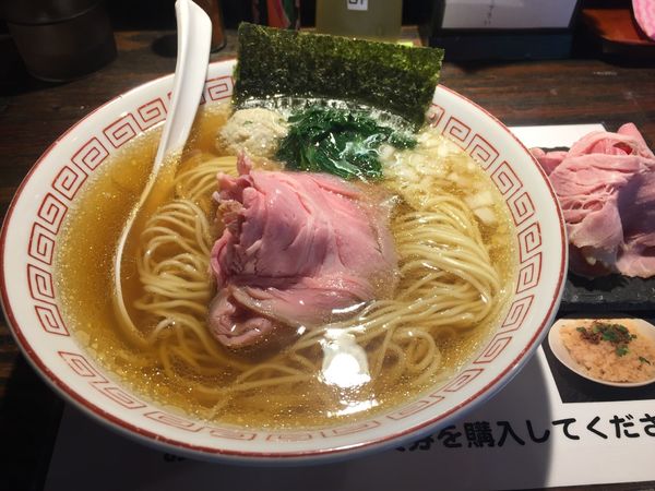 「煮干しラーメン+豚チャーシュー増し」@らぁめん小池の写真