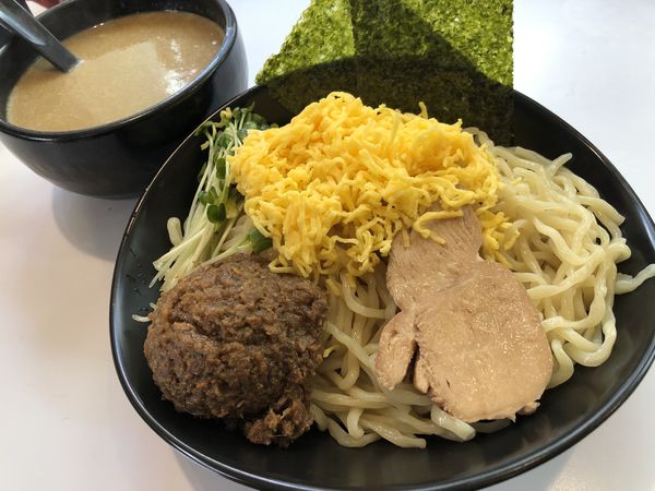 「肉みそカレーつけ麺大＋奇跡の味玉」@CURRY&BAR 2531の写真