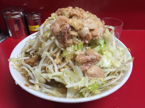 「ラーメン小+豚増し」@ラーメン二郎 西台駅前店の写真