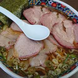 チャーシューワンタンメン